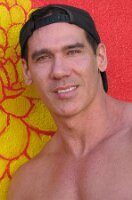 muscle_jake_pool_012