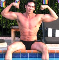 muscle_jake_pool_017