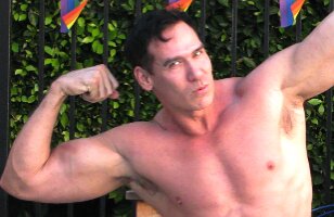 muscle_jake_pool_018